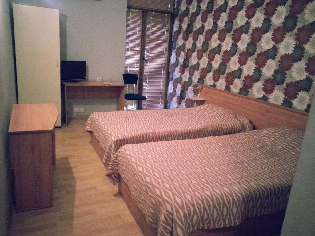 Family Hotel Kredo Sliven Zimmer foto