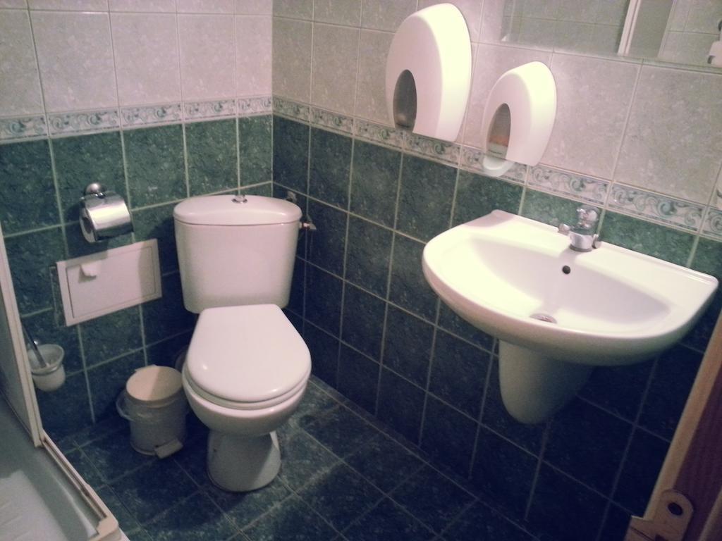 Family Hotel Kredo Sliven Zimmer foto
