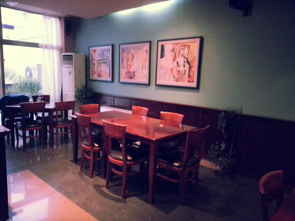 Family Hotel Kredo Sliven Exterior foto
